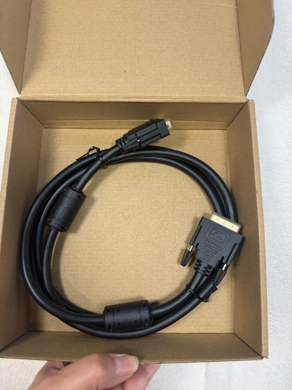 Amazon Basics DVI to DVI Cable 6.5 ft (2m) New open box